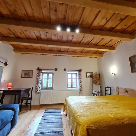 Fuestoes Goemoerszolos * Pusztavacs