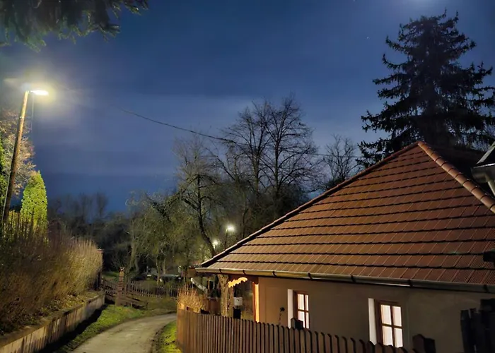 Fuestoes Goemoerszolos * Pusztavacs